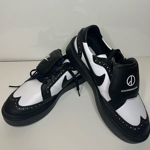 Size 5.5 - Nike Kwondo 1 x Peaceminusone Panda 2023